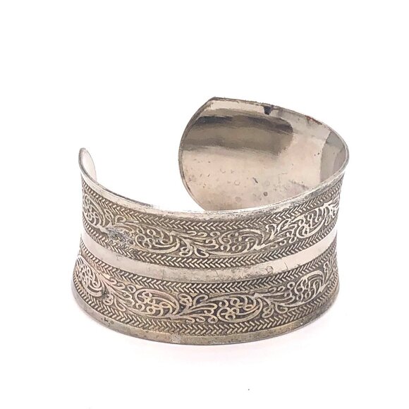 Vintage Silver Tone Wide Cuff Bracelet Etched Scrollwork, Boho Statement - Picture 8 of 15